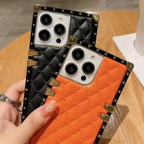 Vista 3 de Changjia Funda para iPhone 15 Pro Max para mujer, bonita decoración dorada de lujo, esquina de TPU suave, parachoques elegante, a prueba de golpes