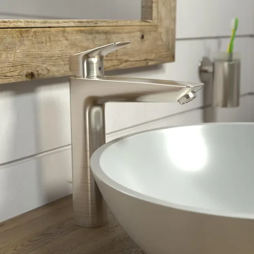 Vista 2 de hansgrohe Logis 71090821 - Grifo moderno para lavabo de baño de bajo flujo con 1 manija y 1 manija de 10 pulgadas de alto en níquel cepillado