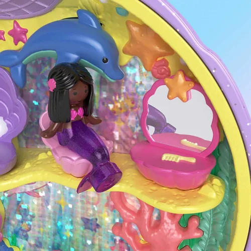 Vista 3 de Polly Pocket Keepsake Collection Mermaid Dreams Compacto Coleccionable, Tema Bajo el Mar, Caja Especial, 2 Muñecas Sirena, Anillo Usable y Más