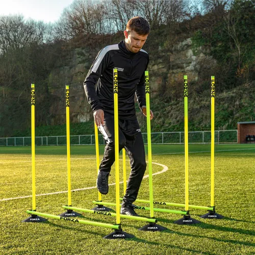 Vista 5 de FORZA Juego de obstáculos ajustables Pro Entrenamiento de velocidad y agilidad con bases de goma o picos de tierra para mayor estabilidad