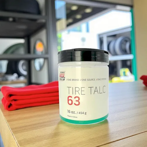 Vista 2 de Rema TIP TOP No. 63 Talco para neumáticos, lata de coctelera de 16 onzas