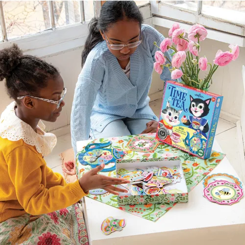 Vista 4 de eeBoo Kitten's Time for Tea Spinner Game, Story Building, 2-4 jugadores