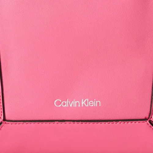 Vista 7 de Calvin Klein Mini bandolera de mano Quinn NorthSouth