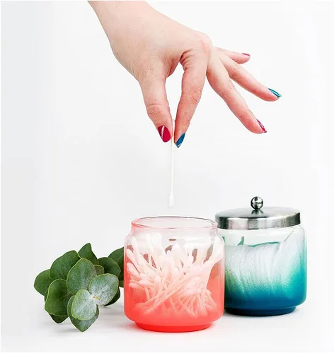 Vista 3 de Q-tips Hisopos de algodón para higiene y cuidado de la belleza, hisopos de algodón originales hechos con 100% algodón, 625 unidades (paquete de 2)