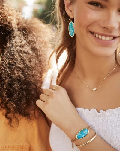 Vista 2 de Kendra Scott - Aretes colgantes Elle para mujer