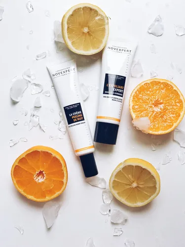 Vista 4 de Novexpert The Expert Exfoliator - Mascarilla y exfoliante 2 en 1 - Tez suave y radiante - Exfolia y nutre la piel - Hipoalergénico - Vegano - Tipos