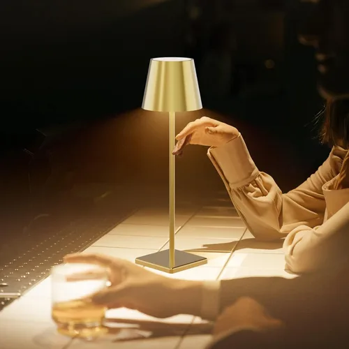 Vista 7 de Lámpara de mesa inalámbrica dorada, 5500 mAh, luz de mesa de latón, 3 temperaturas de color, regulable, recargable, para exteriores, restaurante Oro