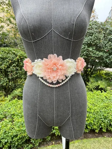 Vista 6 de Faja de maternidad de perlas únicas para revelación de género de baby shower