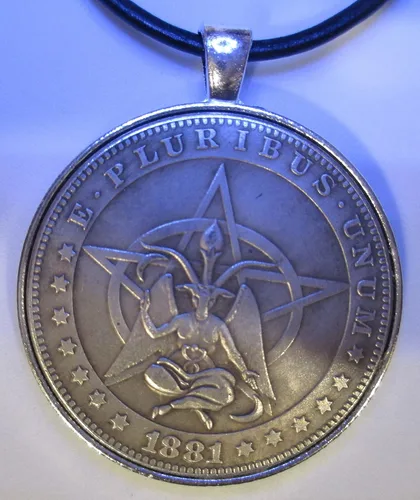 Vista 2 de Fantasy Hobo Coin 1881 Baphomet Pentagram Horned Goat Devil Head, COLGANTE, collar de cuerda de cuero de 24 pulgadas