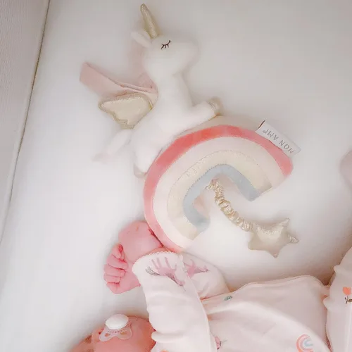Vista 2 de MON AMI Juguete musical de peluche suave de unicornio y arco iris, 12 pulgadas, móvil de guardería, juguetes infantiles, juguete de peluche colgante