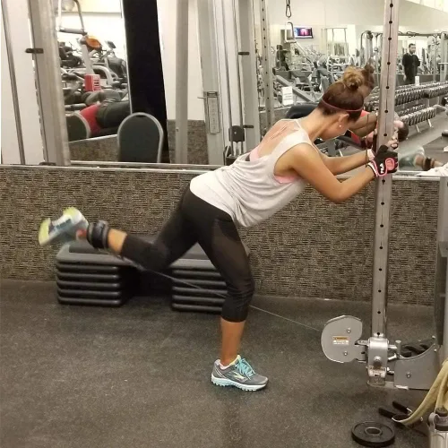 Vista 2 de Correas de tobillo para contraataques de máquina de cable, entrenamientos de glúteos, ejercicios de parte inferior del cuerpo, extensiones