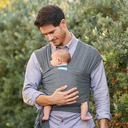 Vista 7 de Porta bebé Moby Baby Wrap para recién nacidos a niños pequeños (8-15kg), porta bebé en cabestrillo, diseño ultra ligero y manos libres, ajustable