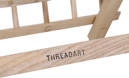 Vista 4 de Threadart Estante de hilo de madera para 66 carretes grandes, hecho de madera dura, resistente, independiente o montaje en pared, perfecto