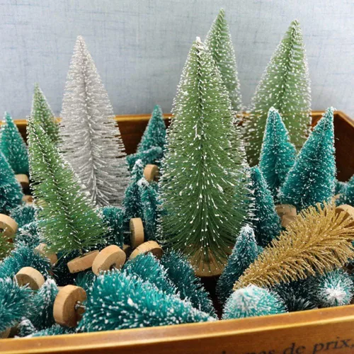 Vista 2 de 8 mini árboles de Navidad artificiales, pinos en miniatura con base de madera, árbol de Navidad de mesa para Navidad, vacaciones, Año Nuevo