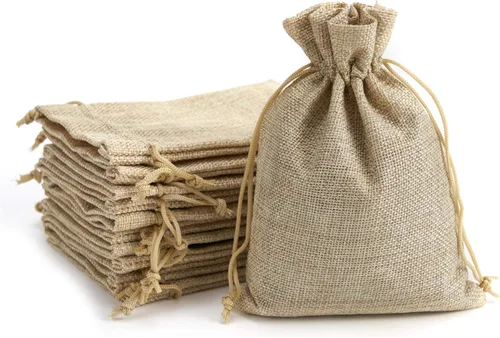 Vista 13 de Tvoip Paquete de 30 bolsas de arpillera con cordón, bolsas de regalo para bodas, fiestas y manualidades (morado claro, 4 x 5.5 pulgadas)