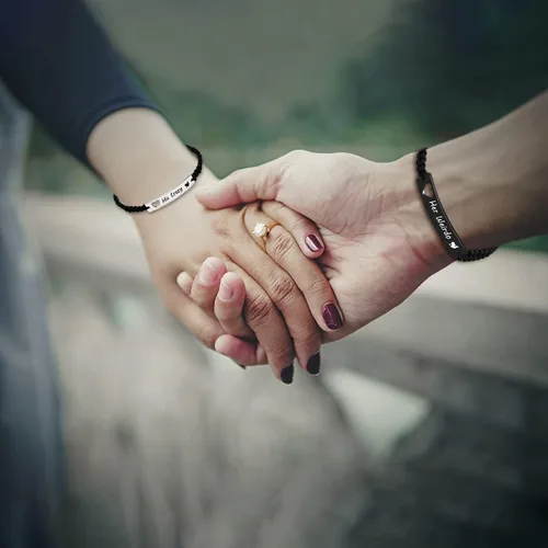 Vista 2 de 1 par de pulseras trenzadas Hademade para parejas, pulseras para hombres y mujeres grabadas con "I Love You 3000, God Gave Me You, His Crazy Her