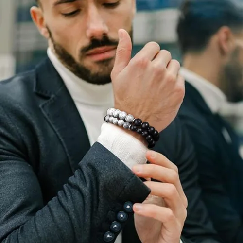 Vista 4 de RANKEEF - Pulsera de ojo de tigre para hombre, elástica, ajustable, cuentas de vidrio color negro, 516 de pulgada