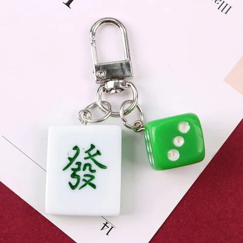 Vista 3 de LUOZZY 4 piezas Mahjong Tile Keychain Chinese Dice Mahjong Fa Cai Llavero, Multi, Mediana