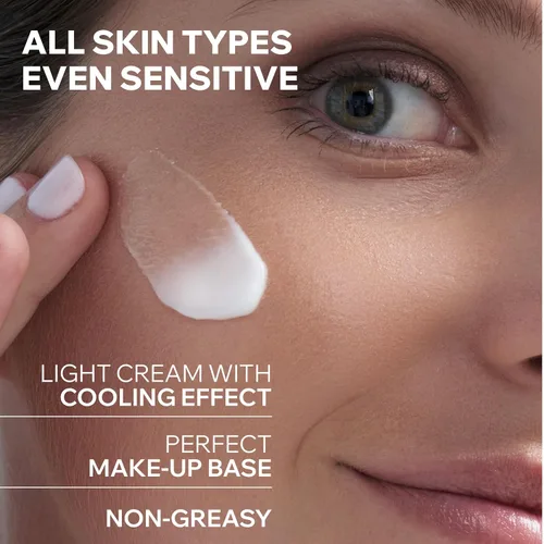 Vista 3 de Uriage Eau Thermale - Crema facial hidratante con ácido hialurónico, hidratación 24 horas, brillo y suavidad, humectante facial fresco y ligero