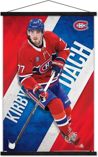 Vista 7 de Trends International NHL Montreal Canadiens - Póster de pared de Kirby Dach 23, 22.37 x 34.00 pulgadas, paquete de impresión premium y colgador