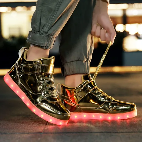 Vista 5 de JEVRITE Zapatos unisex con luz LED, carga USB, parte superior alta para mujeres y hombres, zapatos deportivos para parejas