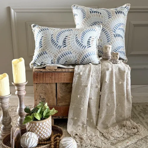 Vista 180 de The HomeCentric Funda de almohada con cremallera, funda de cojín azul de 12 x 12 pulgadas, funda de cojín de algodón bordado para sofá, diseño