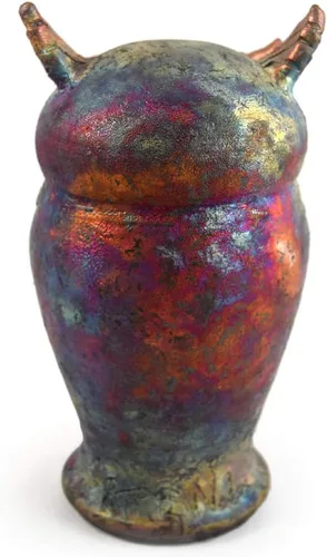 Vista 4 de Escultura de mesa de cerámica Raku de búho hecho en Estados Unidos, 7.5 pulgadas