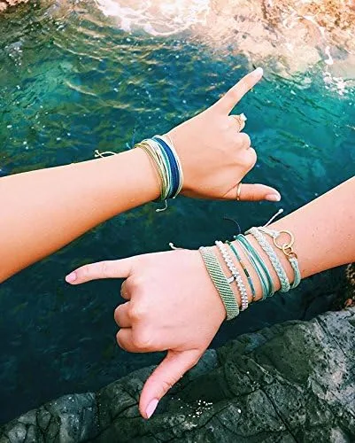 Vista 3 de Pura Vida - Pulsera sólida 100 % impermeable, hecha a mano con dije revestido y correa ajustable