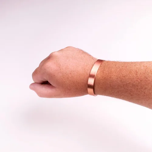 Vista 2 de Apex Copper Bracelet, Solid Band