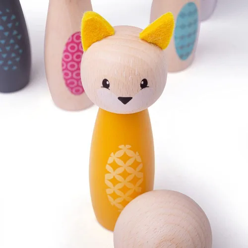 Vista 3 de Bigjigs Toys Skittles de animales de madera, juego de bolos y bolos de 6 piezas, juegos para niños, juguete para interiores y exteriores, regalos