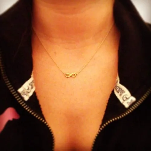 Vista 5 de Friendship Infinite 8 Collar con dije de elefante de la suerte, estrella y círculo de perlas para mujer, tarjeta de regalo
