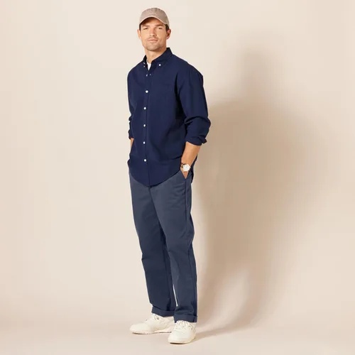 Vista 5 de Tienda Essentials Pantalón chino de corte clásico, resistente a las arrugas, sin pinzas, para hombre (disponible en tallas grandes y altas)