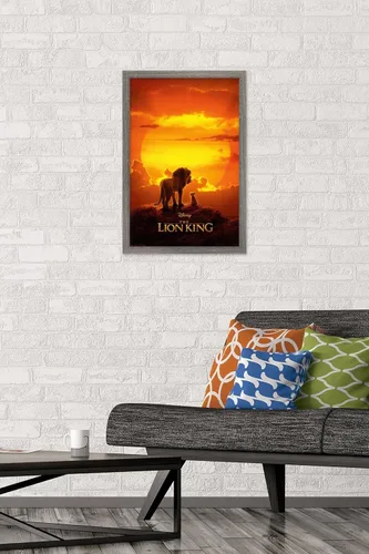 Vista 2 de Trends International Disney El Rey León - Póster de pared Mufasa y Simba, 14.725 x 22.375 pulgadas, versión enmarcada de madera de granero Versión