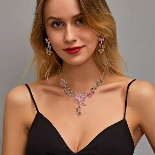 Vista 4 de EleQueen Conjunto de pendientes y collar de hojas de mariposa de cristal austriaco para mujer