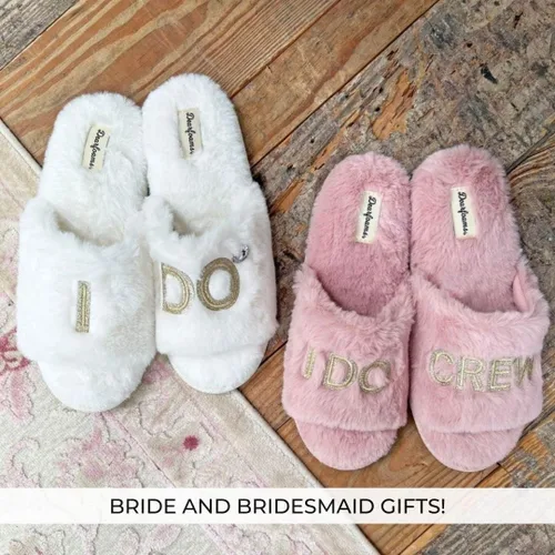 Vista 4 de Dearfoams Women's Giftable I Do & I Do Crew Bride Slippers for Weddings and Bachelorette Party