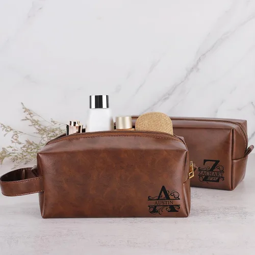Vista 5 de Bolsa de Aseo Personalizada con Nombre Regalos para Hombres, Aniversario Navidad San Valentín Día del Padre Cumpleaños Regalos para Esposo Papá