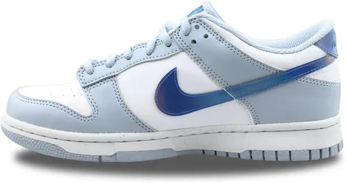 Vista 86 de Nike Kid's Dunk Low Sneaker