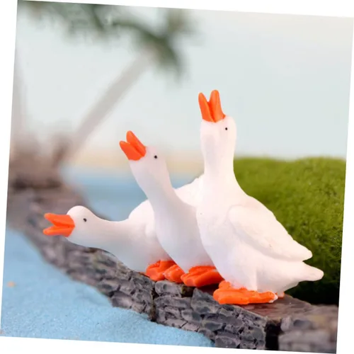 Vista 5 de Amosfun 6 piezas de resina pequeño adorno en forma de paisaje pequeño plantador mini DIY musgo ganso para jardines figura decoración micro estatua