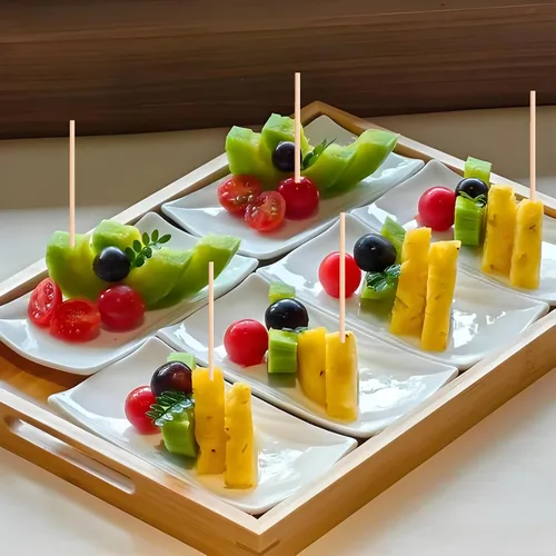 Vista 5 de Palillos de dientes y brochetas de bambú natural de 4 pulgadas, 750 unidades Púas de madera extralargas para aperitivos, tablas de embutidos