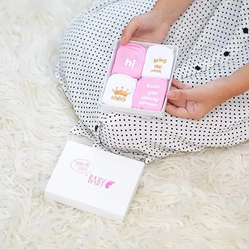 Vista 8 de Juego de calcetines de regalo para bebé niña regalo único para bebé o recién nacido para ella 4 pares de bonitas citas en caja de regalo