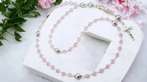 Vista 7 de Bow Flip Flops Pink Name Rosary with Crystals and Pearls, Girl Boy Baptism