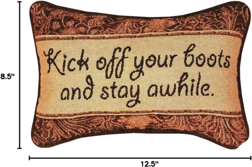 Vista 2 de Almohada decorativa manual de 12.5 x 8.5 pulgadas, patea tus botas