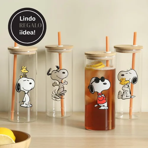 Vista 6 de Peanuts Snoopy Happy Sips Juego de 4 Vasos de 23 OZ con 4 Tapas de Bambú y 4 Pajitas, Café Helado, Batido, Vaso de Agua - Apto para Lavavajillas