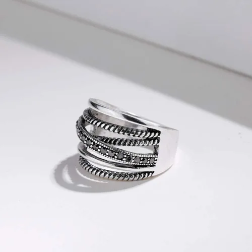 Vista 5 de Anillos de plata oxidados para mujer