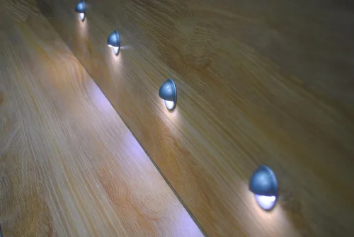 Vista 2 de FVTLED juego de luces para escalera, bajo voltaje y resistente al agua IP65 para exteriores con forma de media luna 1-2/5 pulgadas. Luces LED