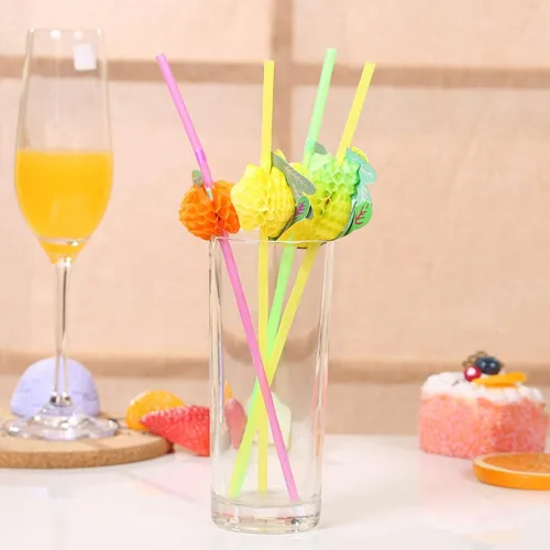 Vista 2 de Kichvoe Paquete de 60 pajitas de fiesta con temática hawaiana, agitadores de bebidas en forma de fruta para niños y niñas, pajitas de plástico