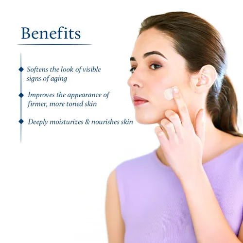 Vista 4 de Blue Nectar Hidratante facial de azafrán antienvejecimiento para mujeres (1.7 onzas líquidas) parado con gel de nuez para exfoliación profunda