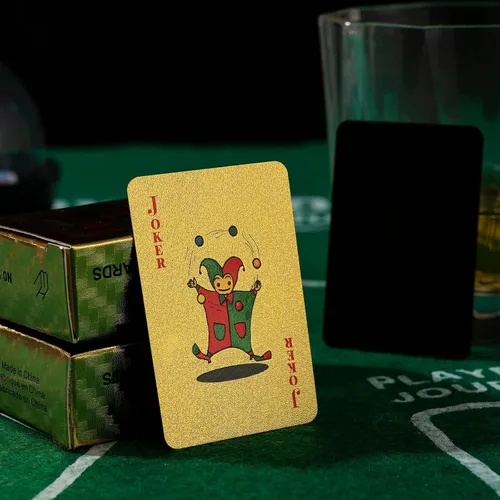 Vista 3 de VOVCIG Mini cartas de juego, juego de cartas en miniatura doradas de 2 barajas impermeables, cartas de póquer, cartas de póquer de viaje