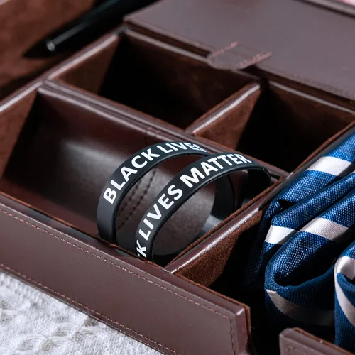 Vista 2 de Fundraising For A Cause Pulseras de silicona Black Lives Matter (BLM) para adolescentes y adultos