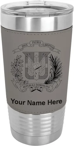 Vista 16 de LaserGram Vaso aislado al vacío de 20 onzas, escudo de armas, República Dominicana, grabado personalizado incluido (piel sintética, estilo béisbol)